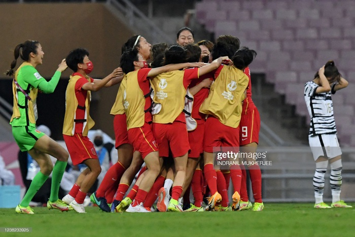 Tuyển nữ Trung Quốc vô địch cúp bóng đá nữ châu Á 2022, tiến gần tới giấc mơ &quot;La Decima&quot; - Ảnh 6.