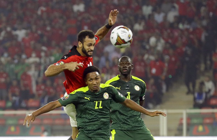 Mane từ tội đồ hóa người hùng trong loạt đấu súng, Senegal hạ gục Ai Cập của Salah để lần đầu vô địch Cúp châu Phi - Ảnh 9.