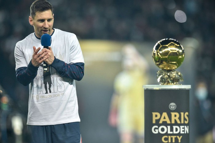 Giải thưởng Quả bóng vàng có nhiều sự thay đổi lớn, Messi hết cửa giành chiến thắng - Ảnh 1.