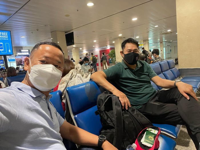 Cập nhật ĐT Việt Nam và U23 hội quân hôm nay: Nhóm từ TP.HCM đã lên máy bay ra Hà Nội - Ảnh 1.
