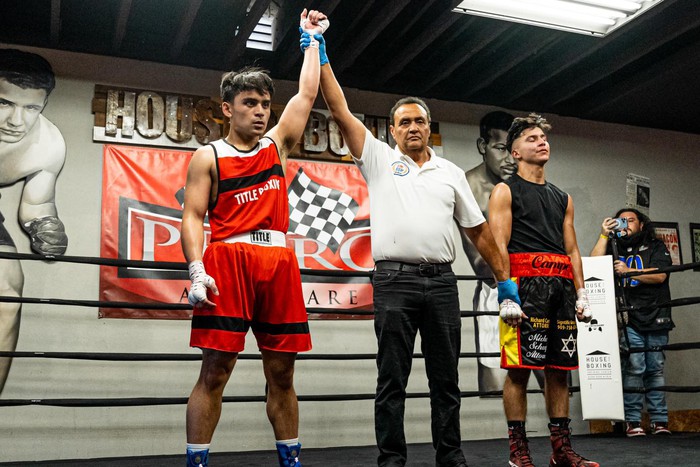 Con trai của huyền thoại Manny Pacquiao có chiến thắng đầu tiên tại Mỹ sau khi quyết định theo đuổi boxing - Ảnh 3.
