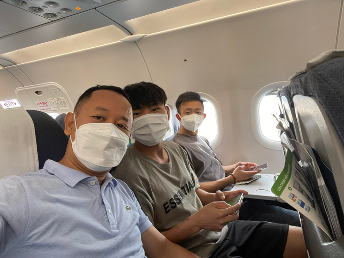 Cập nhật ĐT Việt Nam và U23 hội quân hôm nay: Nhóm từ TP.HCM đã lên máy bay ra Hà Nội - Ảnh 3.