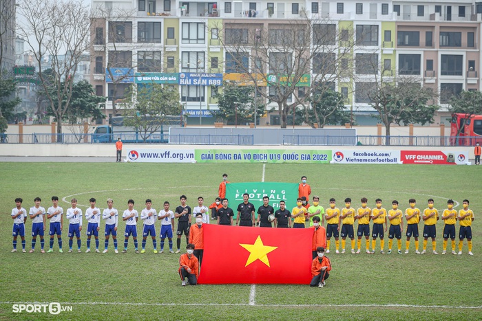 Ngôi sao U23 Việt Nam lập cú đúp giúp U19 Học viện Nutifood giành vé dự VCK giải U19 Quốc gia  - Ảnh 1.