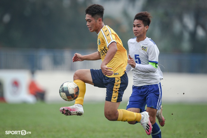 Ngôi sao U23 Việt Nam lập cú đúp giúp U19 Học viện Nutifood giành vé dự VCK giải U19 Quốc gia  - Ảnh 4.