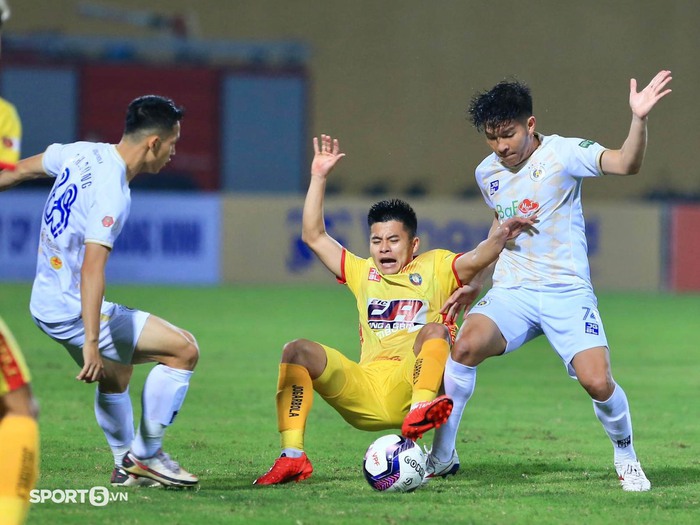 Cập nhật Hà Nội 0-0 Thanh Hoá (Hết hiệp 1): Văn Quyết ghi bàn ở thế việt vị - Ảnh 11.