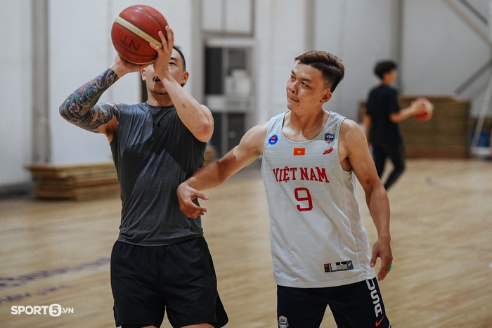 Buổi tập đầu tiên của tuyển bóng rổ Việt Nam: Thoải mái, tự tin và sẵn sàng đối diện thử thách - Ảnh 5.