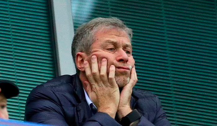 Tin sét đánh với fan Chelsea: Abramovich đang rao bán đội bóng cho tỷ phú Thuỵ Sĩ - Ảnh 1.