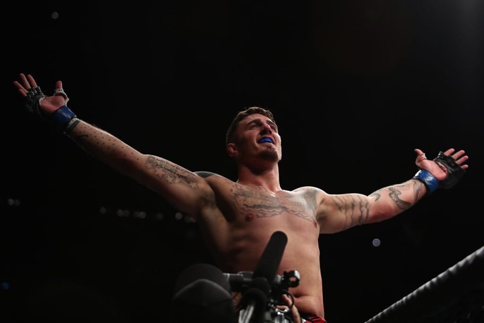 UFC London chứng kiến sự ra đời của một ngôi sao mới - cỗ máy chiến thắng Tom Aspinall - Ảnh 4.
