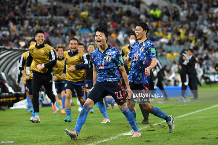 Thắng Australia 2-0, Nhật Bản chính thức giành vé tới World Cup 2022 - Ảnh 7.