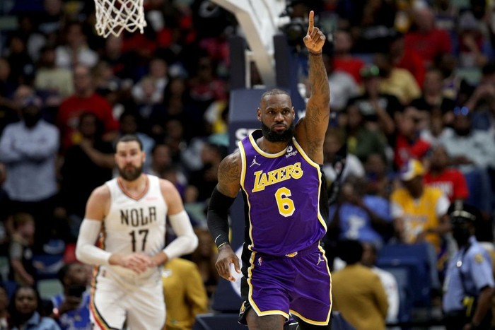 Anthony Davis ấn định ngày trở lại, Los Angeles Lakers còn thở còn gỡ - Ảnh 3.
