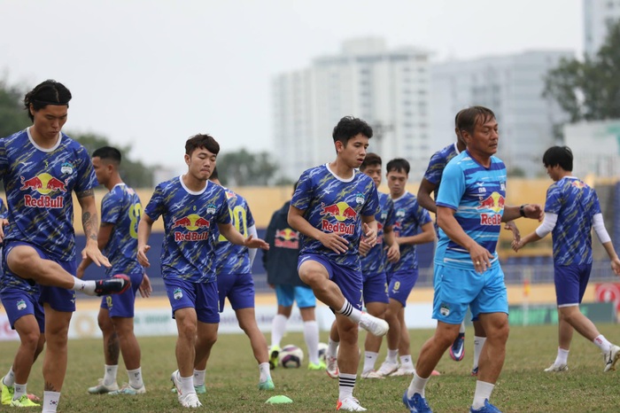 Cập nhật vòng 3 V.League 2022: Công Phượng sát cánh cùng Văn Toàn khi gặp SLNA - Ảnh 4.