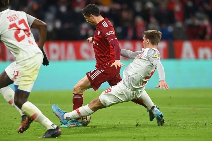 Bayern nghiền nát Salzburg chỉ trong 30 phút để vào tứ kết Champions League - Ảnh 2.