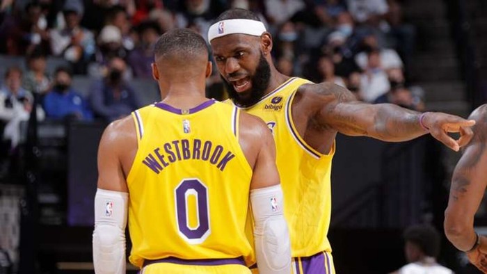 Đội hình &quot;bị thanh lý&quot; của Lakers ở mùa hè 2021: Chia tay cũng là điều hạnh phúc - Ảnh 1.
