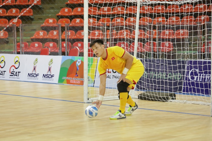 Futsal Đông Nam Á: Văn Ý xuất thần, ĐT futsal Việt Nam giành hạng 3 trên chấm penalty - Ảnh 2.