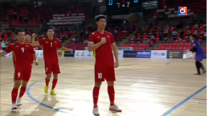 Futsal Đông Nam Á: Văn Ý xuất thần, ĐT futsal Việt Nam giành hạng 3 trên chấm penalty - Ảnh 1.