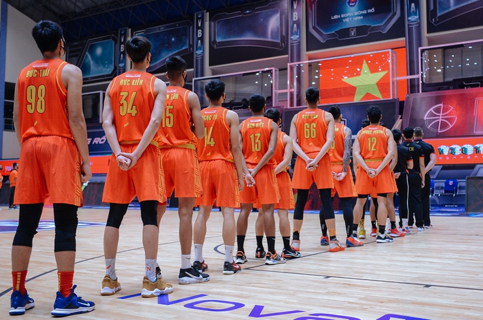 ABL 3X3 2022: Fan cần &quot;nằm lòng&quot; những cách này nếu muốn cổ vũ cho Đội tuyển bóng rổ Việt Nam - Ảnh 1.