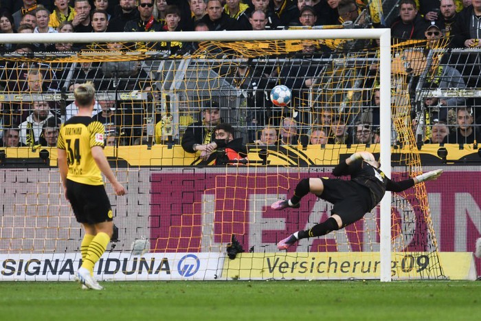 Dortmund ghi 5 bàn chỉ trong 14 phút, Haaland lập cú đúp  - Ảnh 9.