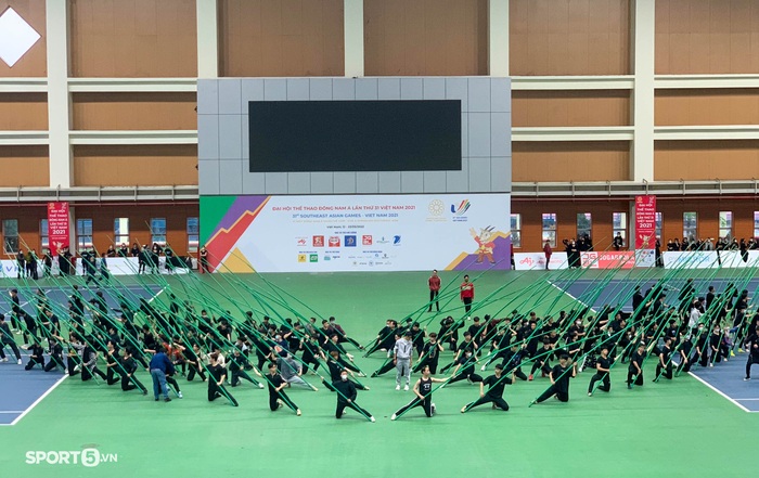 Gần 1000 nghệ sĩ, diễn viên múa miệt mài tập luyện cho khai mạc SEA Games 31 - Ảnh 8.