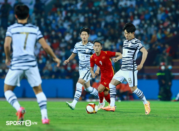 Kết quả U23 Việt Nam vs U20 Hàn Quốc: Bất phân thắng bại - Ảnh 4.