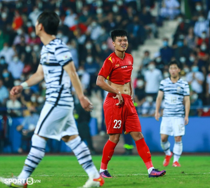 U23 Việt Nam hụt bàn thắng đáng tiếc sau cú &quot;trivela&quot; bất ngờ và đẹp mắt  - Ảnh 5.