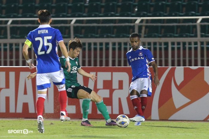 Jeonbuk Motors vươn lên đầu bảng H sau chiến thắng sát nút trước Yokohama F. Marinos - Ảnh 1.