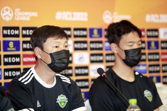HLV Jeonbuk Motors: &quot;Văn Toàn có thể thi đấu ở K.League do sự tiến bộ của bóng đá Việt Nam&quot; - Ảnh 1.