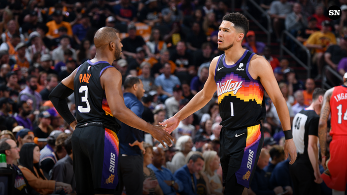 Milwaukee Bucks và Phoenix Suns thiệt quân ngay vòng 1 NBA Playoffs 2022 - Ảnh 2.