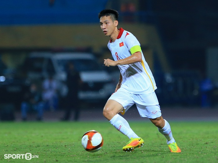 Đỗ Hùng Dũng quên đeo băng đội trưởng U23 Việt Nam - Ảnh 5.