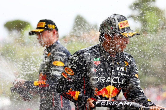 Chặng Emilia Romagna GP: Verstappen trở lại đường đua vô địch, &quot;thảm họa&quot; dành cho Ferrari và Hamilton  - Ảnh 2.