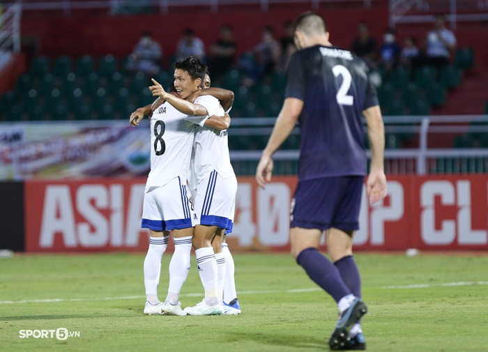 Yokohama F. Marinos giành chiến thắng với tấm thẻ đỏ đầu tiên của bảng H - Ảnh 9.