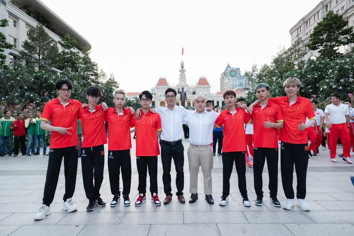 Saigon Mirage dons Vietnam's jersey for the first time in preparation for the 31st Southeast Asian Games - Photo 8.