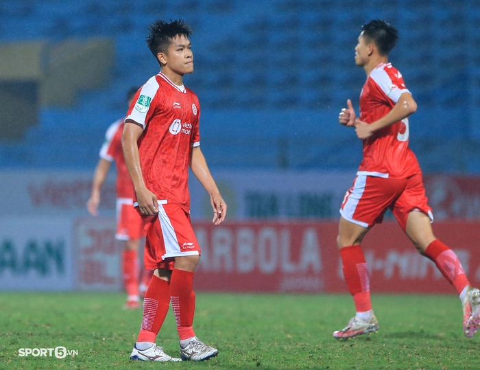 Hữu Thắng được triệu tập, quân số U23 Việt Nam tăng lên 38 cầu thủ - Ảnh 1.