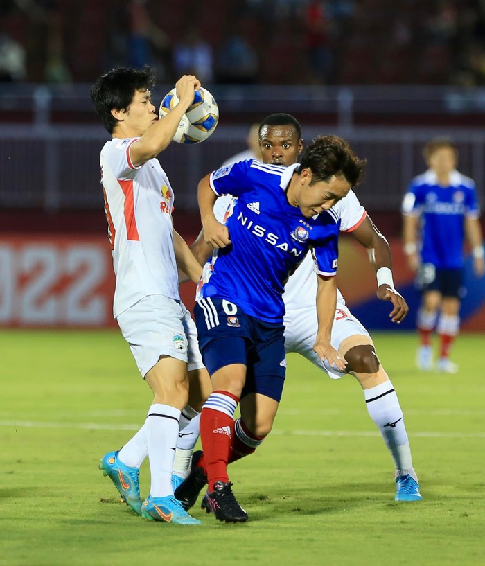Cập nhật HAGL 0-0 Yokohama F.Marinos (hiệp 1): Tuấn Linh cứu thua - Ảnh 3.