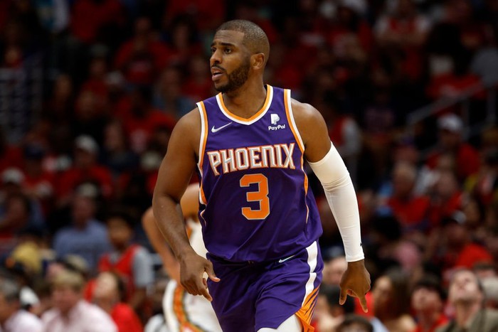 Chris Paul làm nên lịch sử NBA trong ngày đưa đội nhà tiến tới bán kết miền Tây - Ảnh 1.