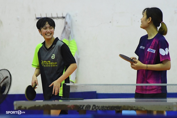 Tay vợt 17 tuổi Trần Mai Ngọc không ngại bất kỳ đối thủ nào tại SEA Games 31 - Ảnh 7.