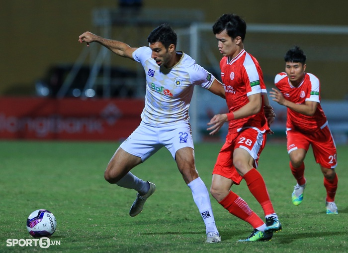 Ngoại binh Hà Nội FC bị đánh giá không đủ đẳng cấp chơi ở V.League - Ảnh 1.