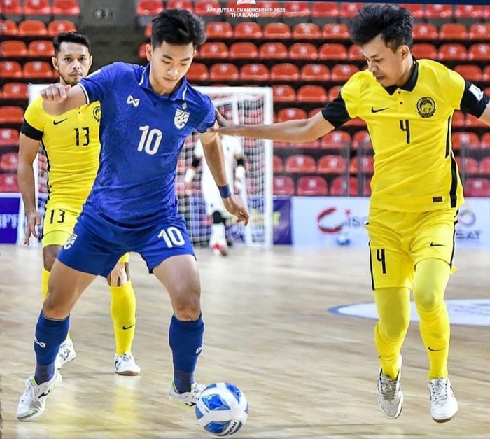 Futsal Thái Lan đứng đầu bảng A, đụng độ Việt Nam ngay vòng bán kết Đông Nam Á - Ảnh 1.