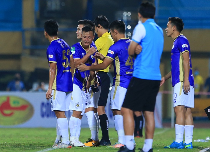 Điệu nhảy cuối của Quang Hải ở Hàng Đẫy và cái kết đẹp cùng Hà Nội FC - Ảnh 8.