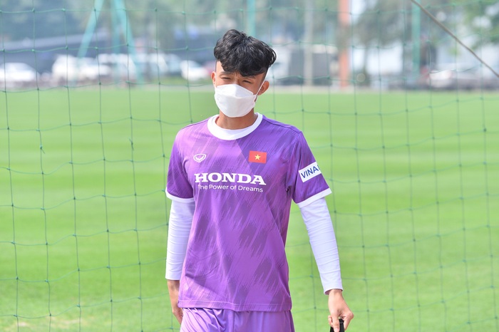 Thêm cầu thủ Nam Định lỡ hẹn với U23 Việt Nam tại SEA Games 31  - Ảnh 1.