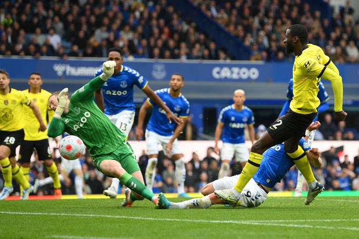 Everton kiên cường &quot;quật ngã&quot; Chelsea để nuôi hy vọng ở lại Ngoại hạng Anh - Ảnh 5.