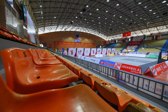 Toàn cảnh nhà thi đấu Thanh Trì, &quot;thánh địa&quot; dành cho người hâm mộ bóng rổ tại SEA Games 31 - Ảnh 3.
