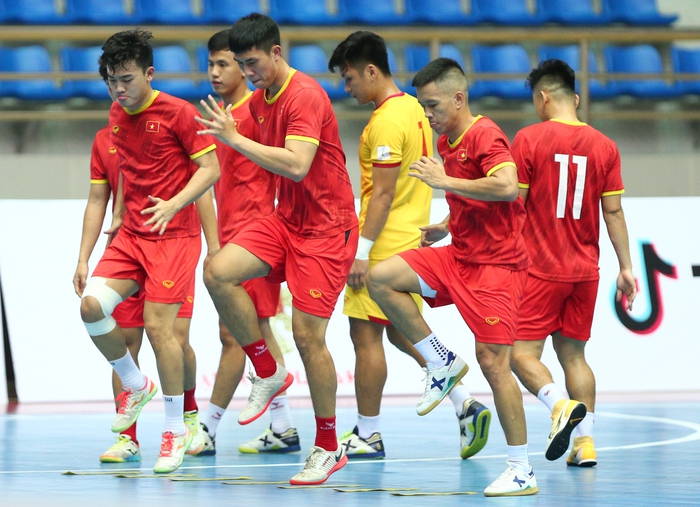 Futsal Việt Nam thoải mái trước ngày khai mạc bộ môn futasl tại SEA Games 31 - Ảnh 1.