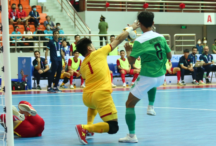 Futsal Việt Nam hoà đáng tiếc Malaysia, chưa đạt phong độ tốt nhất - Ảnh 5.