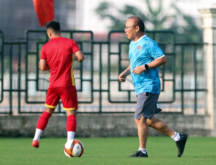 Hoàng Đức báo tin vui cho U23 Việt Nam sau khi phải tập riêng - Ảnh 7.