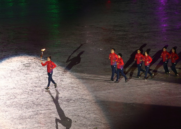 Khoảnh khắc ấn tượng ở lễ khai mạc SEA Games 31: Điệu múa sen động lòng người - Ảnh 28.