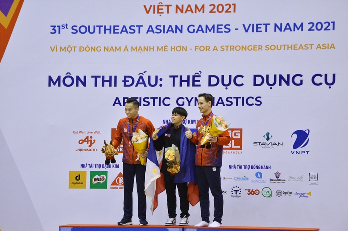 Những chàng &quot;hot boy&quot; mang về tấm huy chương vàng SEA Games 31 đầu tiên cho ĐT thể dục dụng cụ Việt Nam  - Ảnh 6.