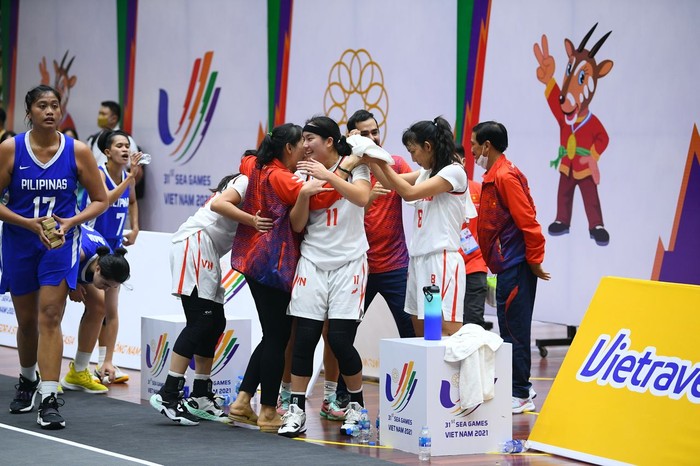 Đội tuyển bóng rổ nữ Việt Nam giành chiến thắng lịch sử trước Philippines - Ảnh 6.