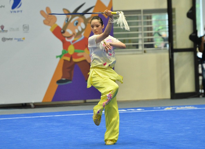 Dương Thuý Vi, Phạm Quốc Khánh giành huy chương vàng cho Wushu Việt Nam tại SEA Games 31 - Ảnh 6.