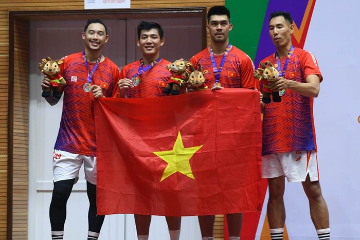 Thất bại đáng tiếc, đội tuyển bóng rổ Việt Nam mang về 2 huy chương Bạc 3x3 tại SEA Games 31 - Ảnh 5.