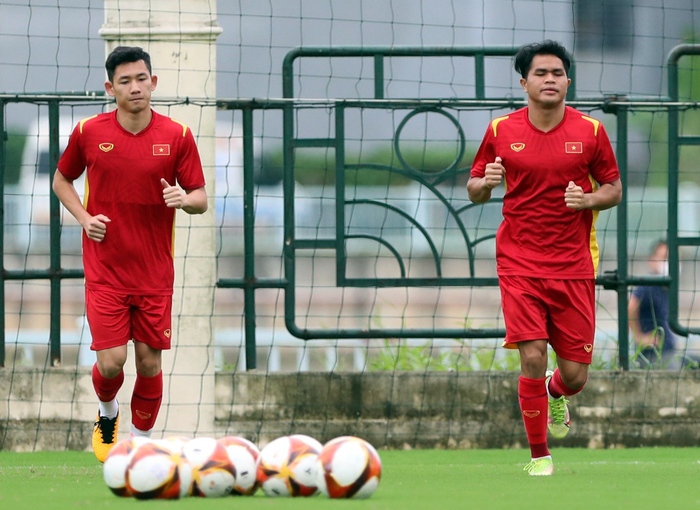Nhâm Mạnh Dũng bị đau, HLV Park yêu cầu học trò tự chỉ ra lỗi sai sau trận gặp U23 Myanmar  - Ảnh 7.